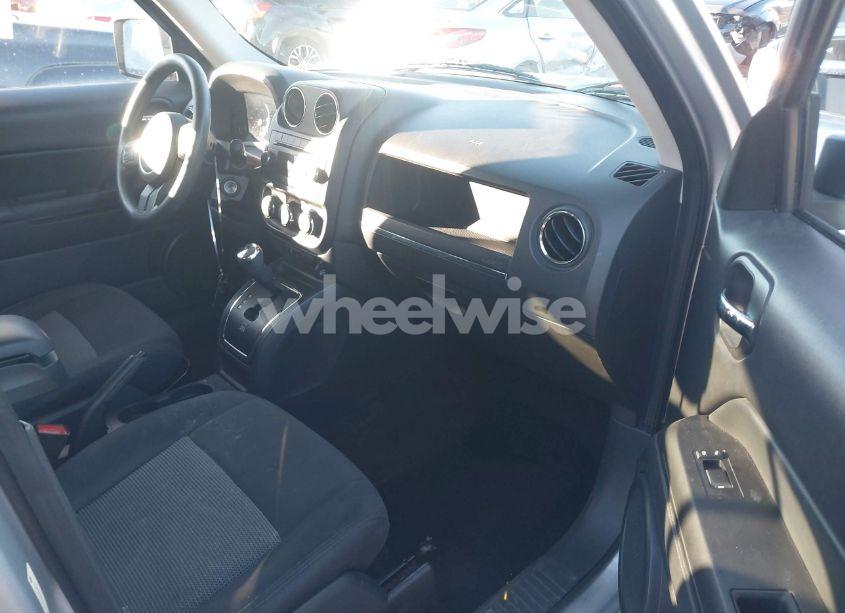Photo 5 of 2013 Jeep Patriot SPORT (VIN 1C4NJPBA3DD254799)