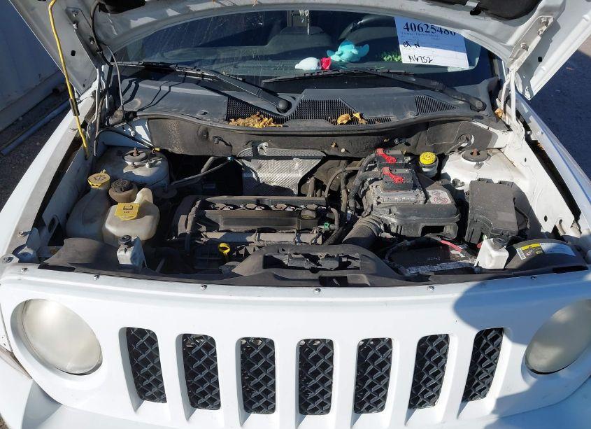 Photo 10 of 2014 Jeep Patriot SPORT (VIN 1C4NJPBA3ED511851)