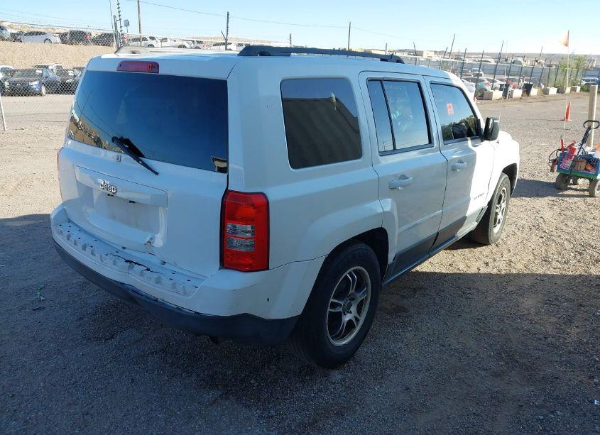 Photo 4 of 2014 Jeep Patriot SPORT (VIN 1C4NJPBA3ED511851)