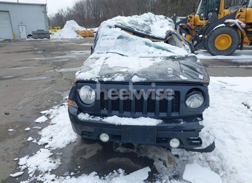 Photo 12 of 2014 Jeep Patriot SPORT (VIN 1C4NJPBA3ED553131)