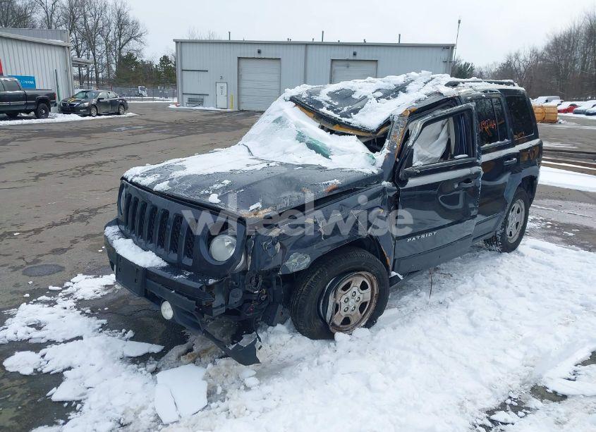 Photo 2 of 2014 Jeep Patriot SPORT (VIN 1C4NJPBA3ED553131)