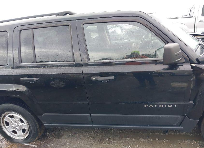 Photo 14 of 2014 Jeep Patriot SPORT (VIN 1C4NJPBA3ED617815)