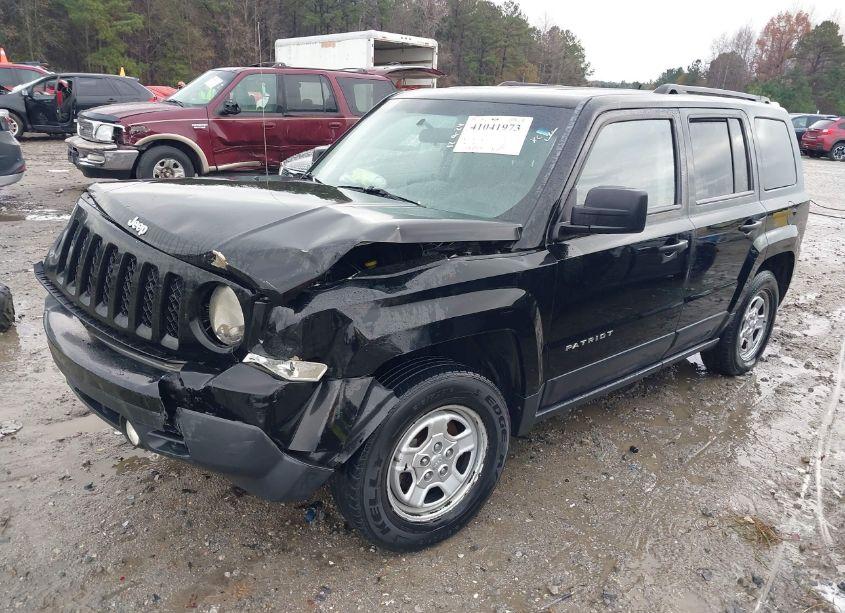 Photo 2 of 2014 Jeep Patriot SPORT (VIN 1C4NJPBA3ED617815)