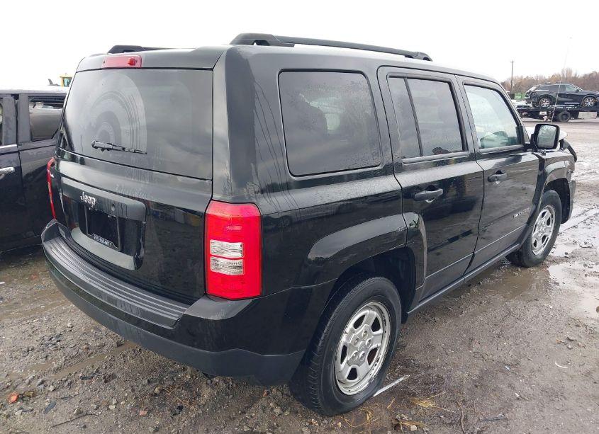 Photo 4 of 2014 Jeep Patriot SPORT (VIN 1C4NJPBA3ED617815)