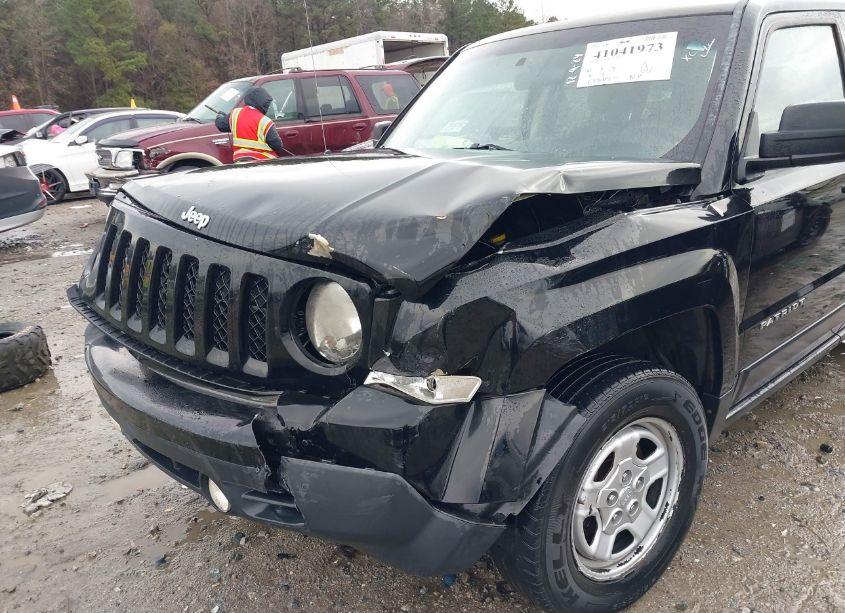Photo 6 of 2014 Jeep Patriot SPORT (VIN 1C4NJPBA3ED617815)