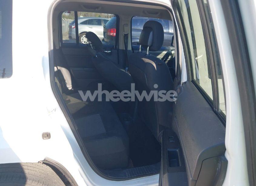Photo 8 of 2014 Jeep Patriot SPORT (VIN 1C4NJPBA3ED690537)