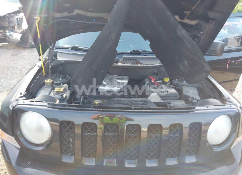 Photo 10 of 2014 Jeep Patriot SPORT (VIN 1C4NJPBA3ED720412)