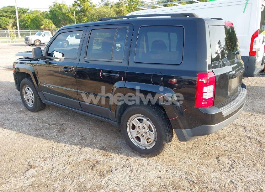 Photo 3 of 2014 Jeep Patriot SPORT (VIN 1C4NJPBA3ED720412)