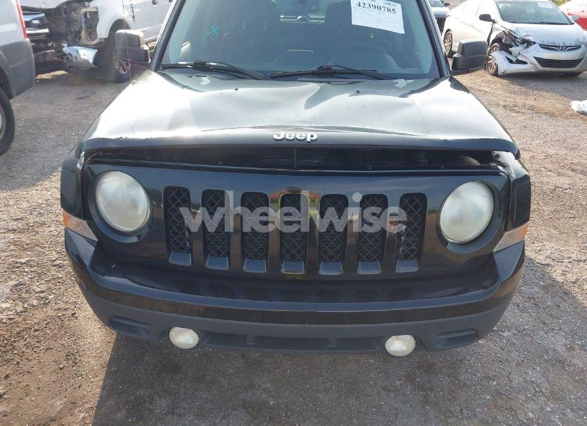 Photo 6 of 2014 Jeep Patriot SPORT (VIN 1C4NJPBA3ED720412)