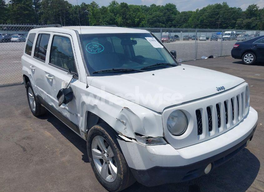 2014 Jeep Patriot SPORT (VIN 1C4NJPBA3ED869659) main photo
