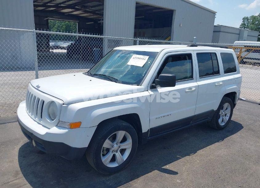 Photo 2 of 2014 Jeep Patriot SPORT (VIN 1C4NJPBA3ED869659)