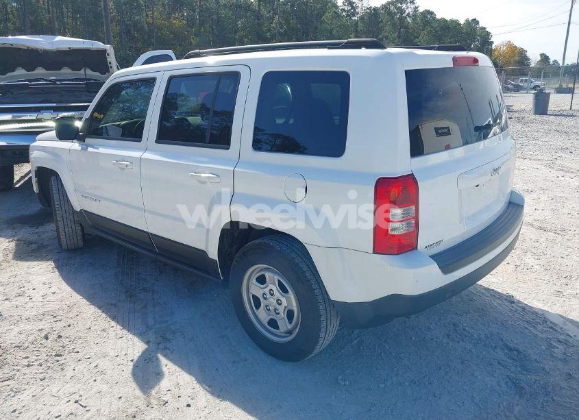 Photo 3 of 2014 Jeep Patriot SPORT (VIN 1C4NJPBA3ED882671)