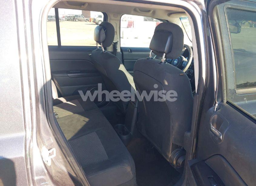 Photo 8 of 2014 Jeep Patriot ALTITUDE (VIN 1C4NJPBA3ED887384)