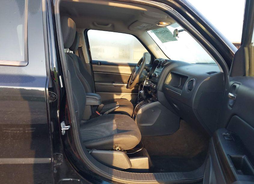 Photo 5 of 2015 Jeep Patriot ALTITUDE EDITION (VIN 1C4NJPBA3FD209252)