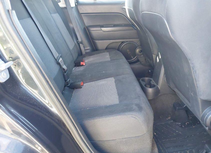 Photo 8 of 2015 Jeep Patriot ALTITUDE EDITION (VIN 1C4NJPBA3FD241716)