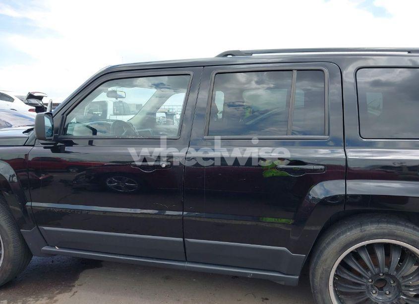 Photo 15 of 2015 Jeep Patriot ALTITUDE EDITION (VIN 1C4NJPBA3FD387369)