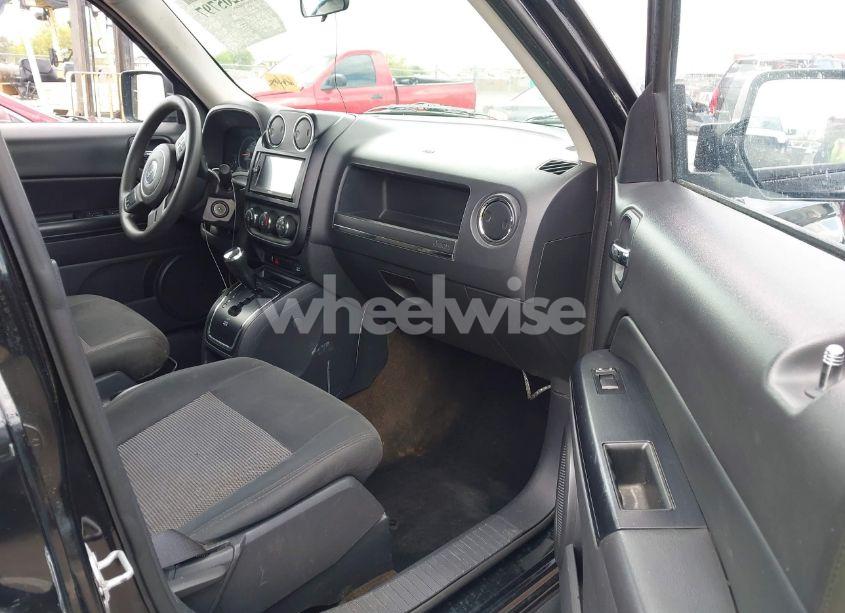 Photo 5 of 2015 Jeep Patriot ALTITUDE EDITION (VIN 1C4NJPBA3FD387369)