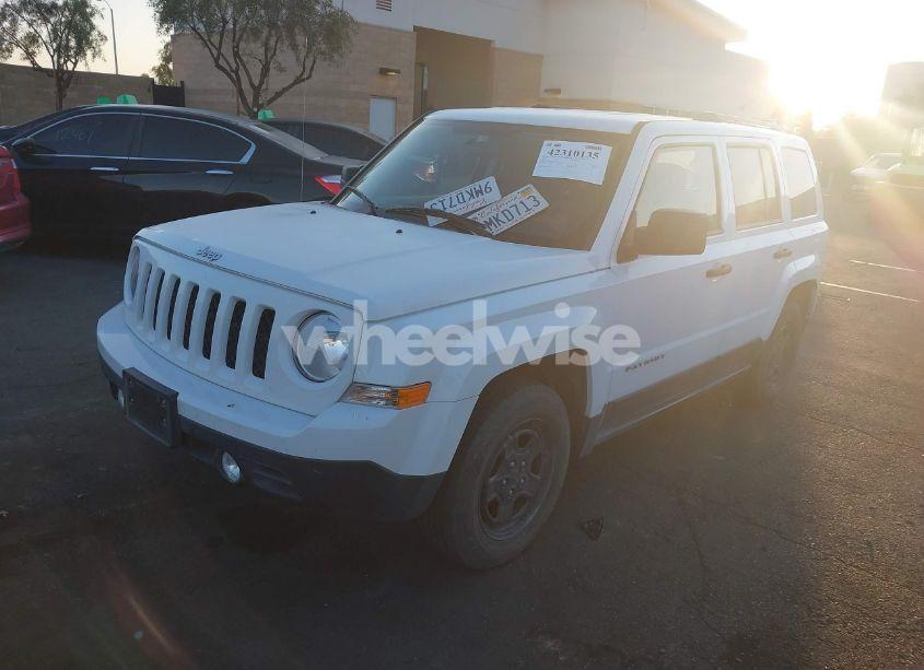 Photo 2 of 2015 Jeep Patriot SPORT (VIN 1C4NJPBA3FD402355)