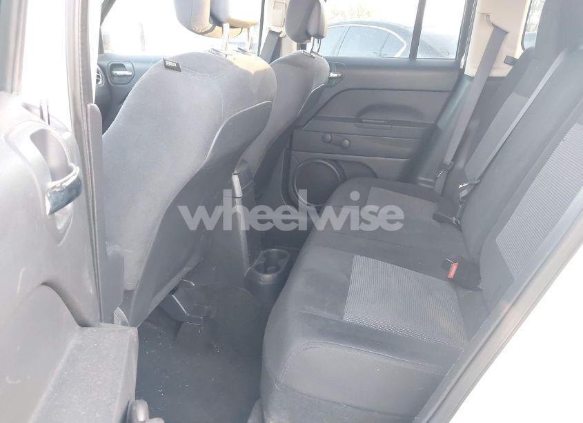 Photo 8 of 2015 Jeep Patriot SPORT (VIN 1C4NJPBA3FD402355)