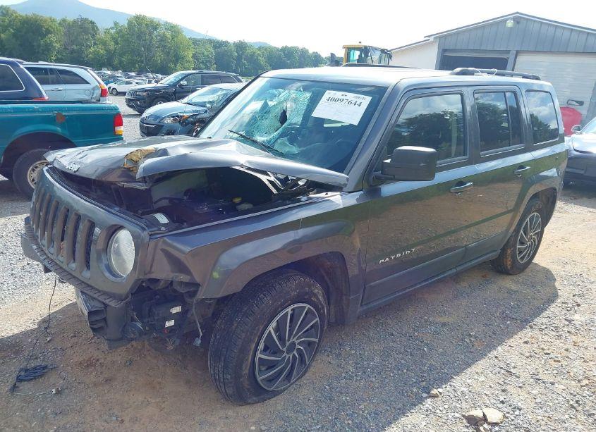 Photo 6 of 2015 Jeep Patriot SPORT (VIN 1C4NJPBA3FD402596)