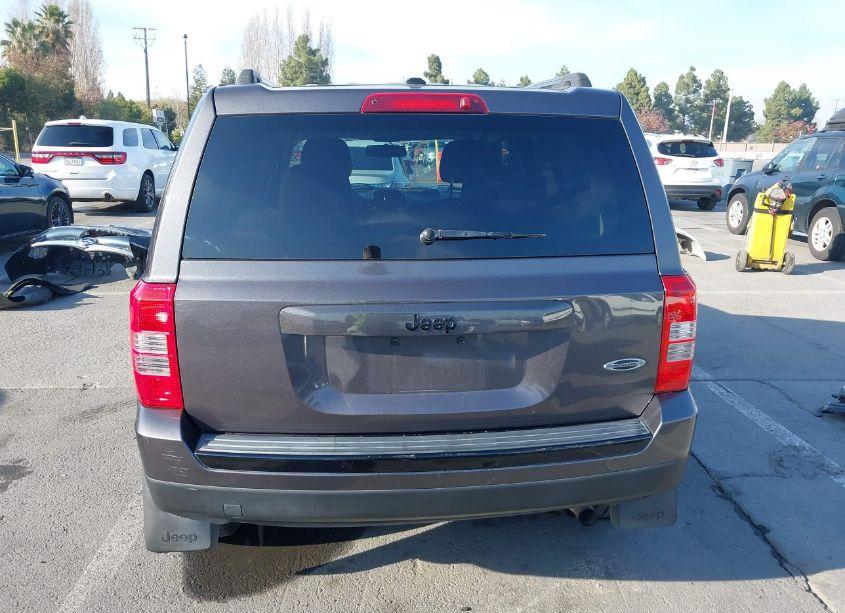 Photo 17 of 2015 Jeep Patriot ALTITUDE EDITION (VIN 1C4NJPBA3FD429782)