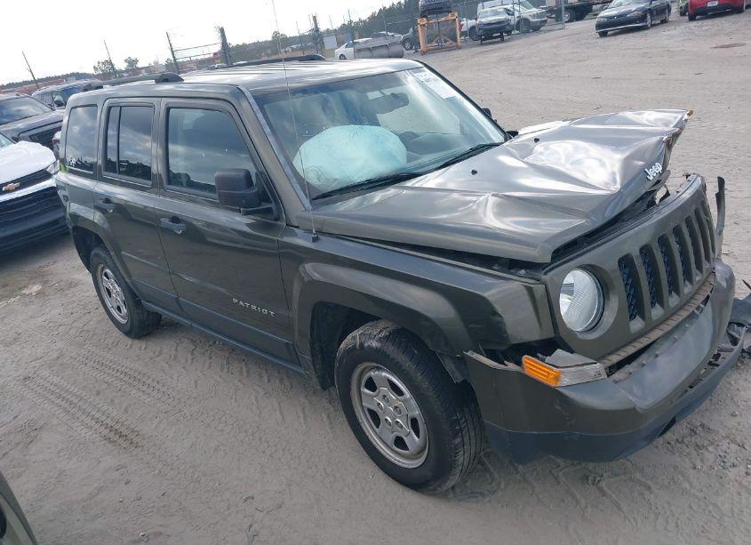 2016 Jeep Patriot SPORT (VIN 1C4NJPBA3GD589193) main photo