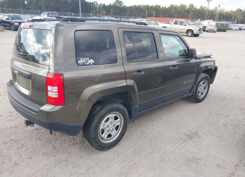 Photo 4 of 2016 Jeep Patriot SPORT (VIN 1C4NJPBA3GD589193)