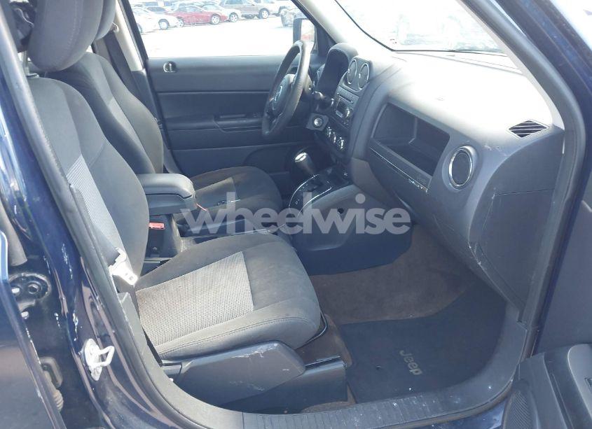 Photo 5 of 2016 Jeep Patriot SPORT (VIN 1C4NJPBA3GD677015)