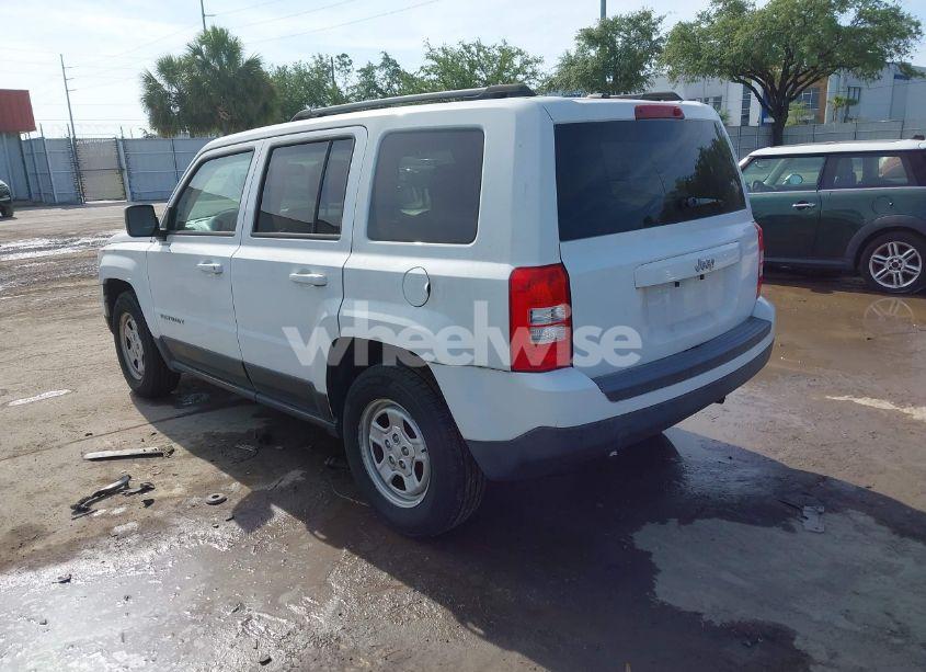 Photo 3 of 2016 Jeep Patriot SPORT (VIN 1C4NJPBA3GD693490)