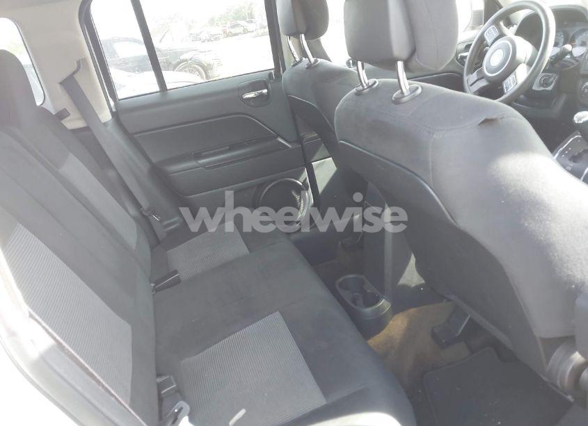 Photo 8 of 2016 Jeep Patriot SPORT (VIN 1C4NJPBA3GD693490)