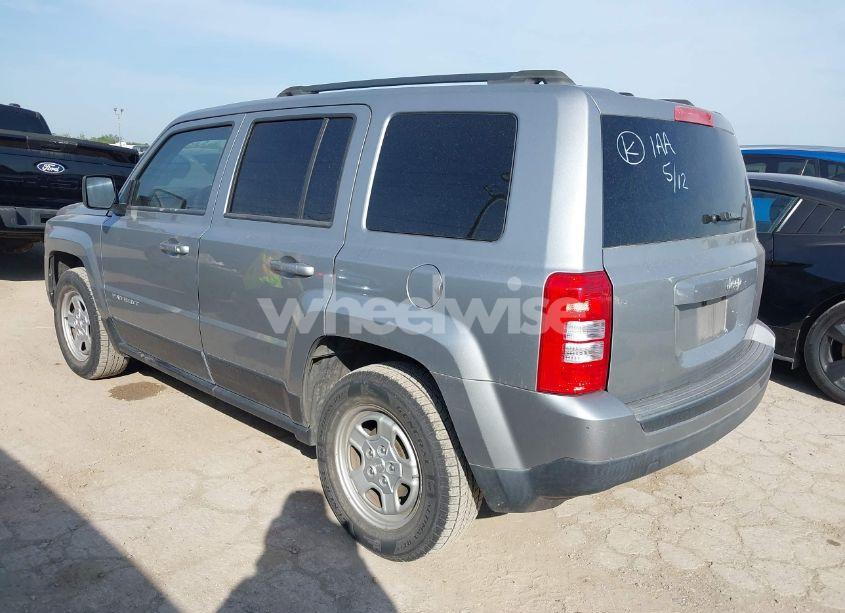 Photo 3 of 2016 Jeep Patriot SPORT (VIN 1C4NJPBA3GD735222)