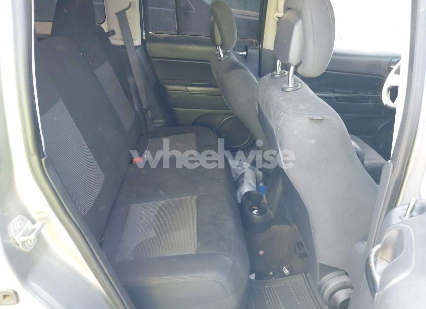 Photo 8 of 2016 Jeep Patriot SPORT (VIN 1C4NJPBA3GD735222)