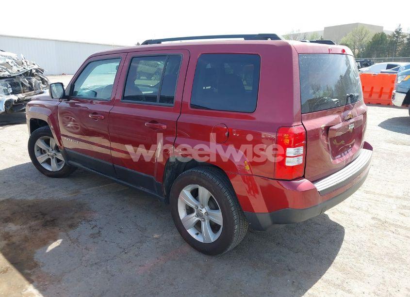 Photo 3 of 2016 Jeep Patriot SPORT (VIN 1C4NJPBA3GD744762)