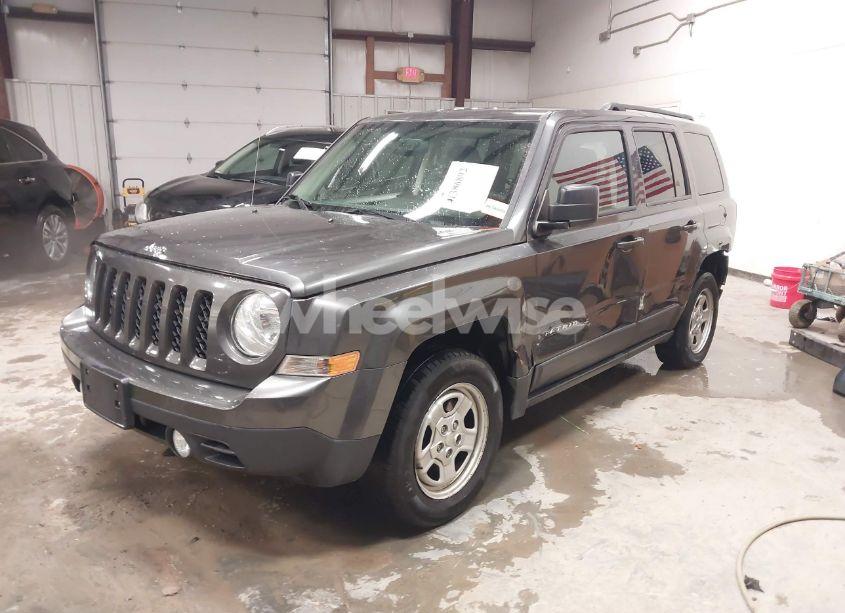 Photo 2 of 2016 Jeep Patriot SPORT (VIN 1C4NJPBA3GD811392)