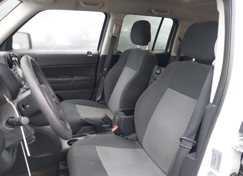 Photo 19 of 2017 Jeep Patriot SPORT FWD (VIN 1C4NJPBA3HD119974)