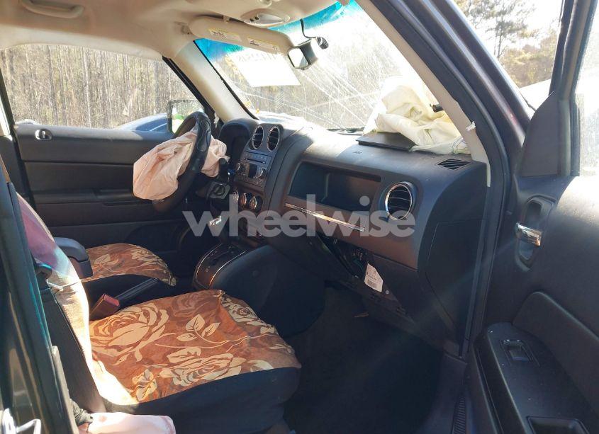 Photo 5 of 2017 Jeep Patriot SPORT FWD (VIN 1C4NJPBA3HD145507)