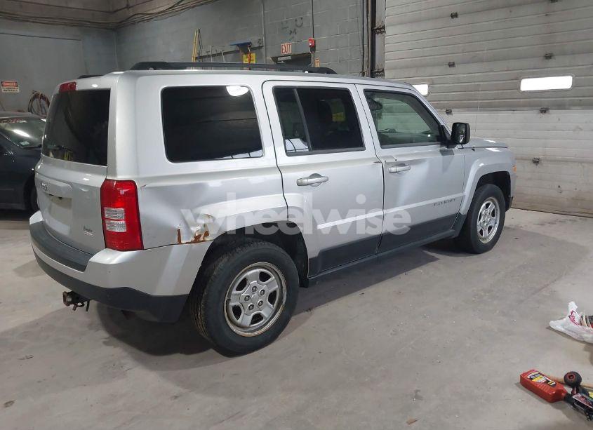 Photo 4 of 2012 Jeep Patriot SPORT (VIN 1C4NJPBA4CD594512)