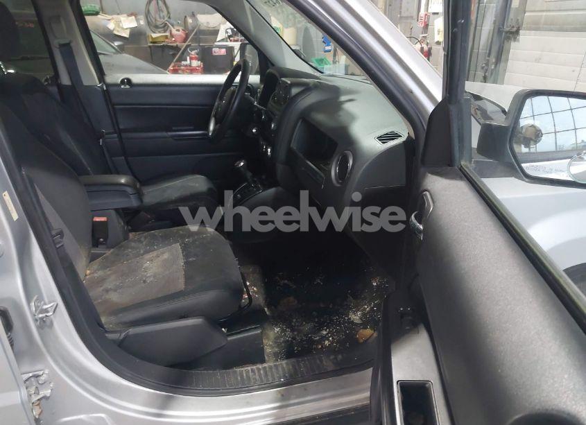 Photo 5 of 2012 Jeep Patriot SPORT (VIN 1C4NJPBA4CD594512)