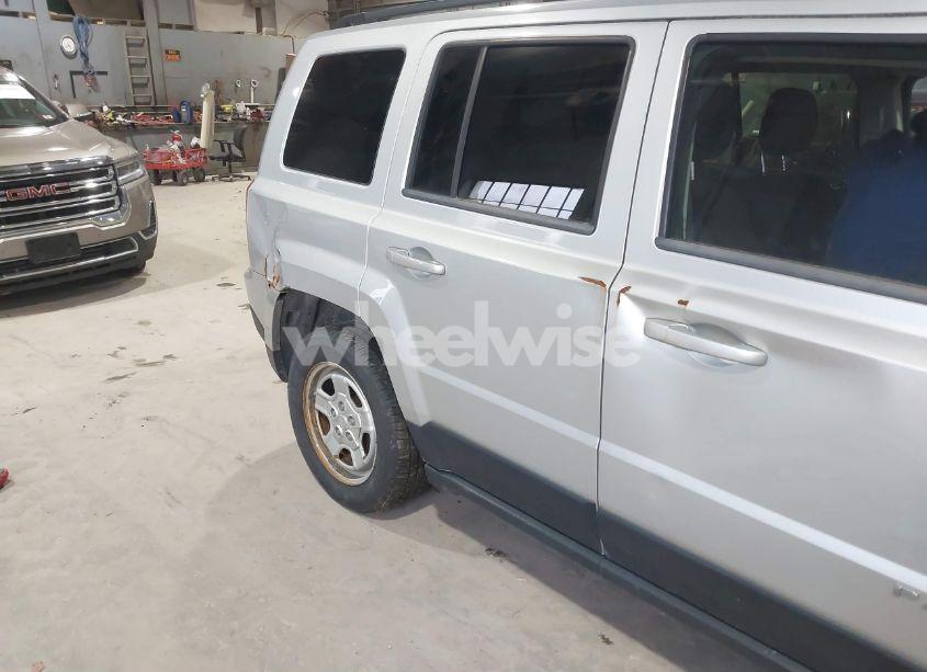 Photo 6 of 2012 Jeep Patriot SPORT (VIN 1C4NJPBA4CD594512)