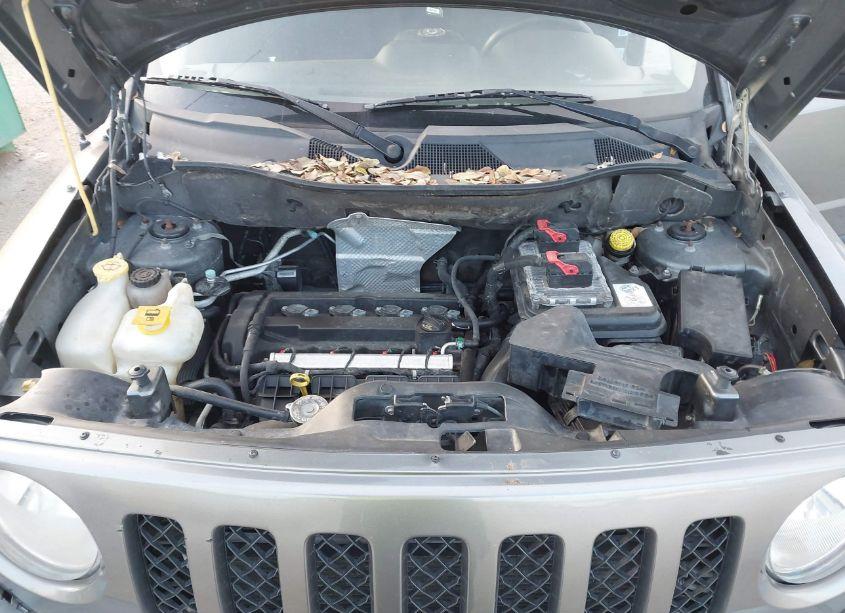 Photo 10 of 2012 Jeep Patriot SPORT (VIN 1C4NJPBA4CD619957)