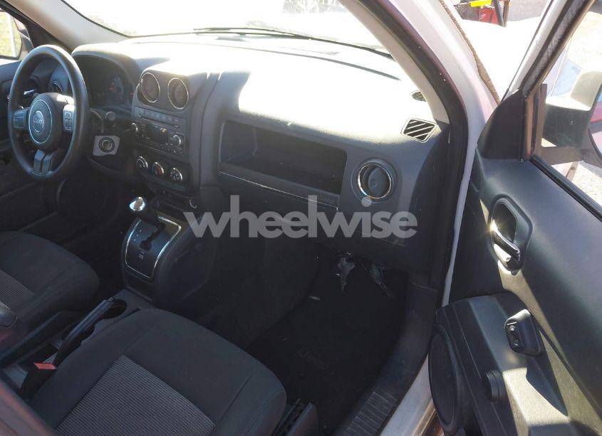 Photo 5 of 2012 Jeep Patriot SPORT (VIN 1C4NJPBA4CD690950)