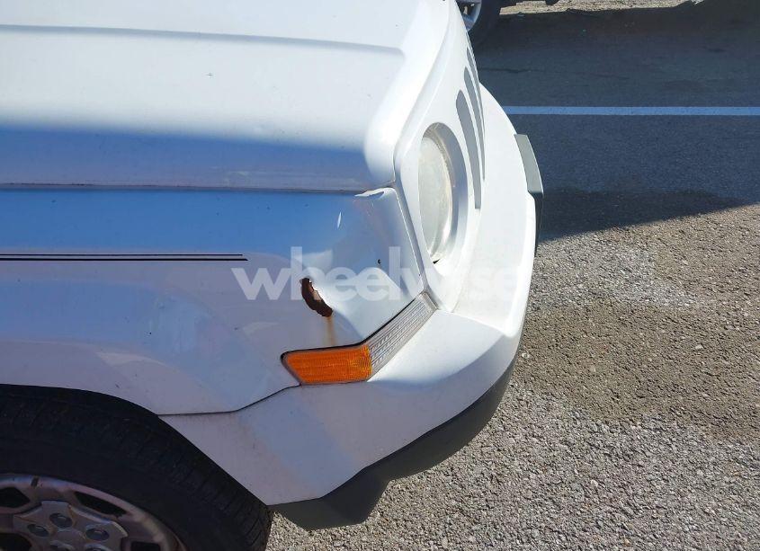 Photo 6 of 2012 Jeep Patriot SPORT (VIN 1C4NJPBA4CD690950)