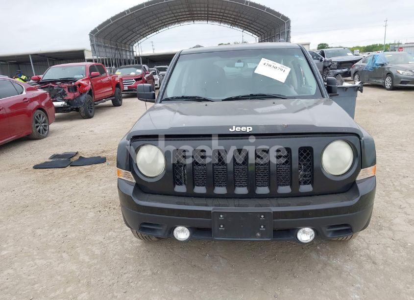 Photo 12 of 2013 Jeep Patriot SPORT (VIN 1C4NJPBA4DD102031)
