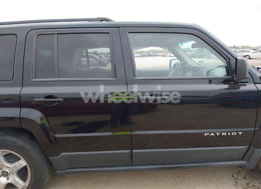 Photo 13 of 2013 Jeep Patriot SPORT (VIN 1C4NJPBA4DD102031)