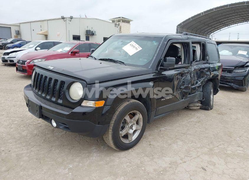 Photo 2 of 2013 Jeep Patriot SPORT (VIN 1C4NJPBA4DD102031)