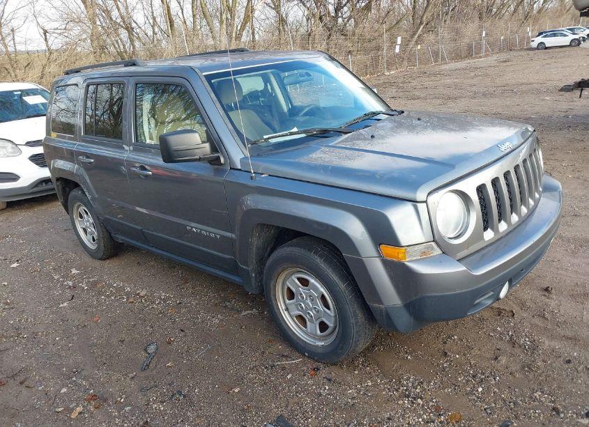 2013 Jeep Patriot SPORT (VIN 1C4NJPBA4DD127091) main photo