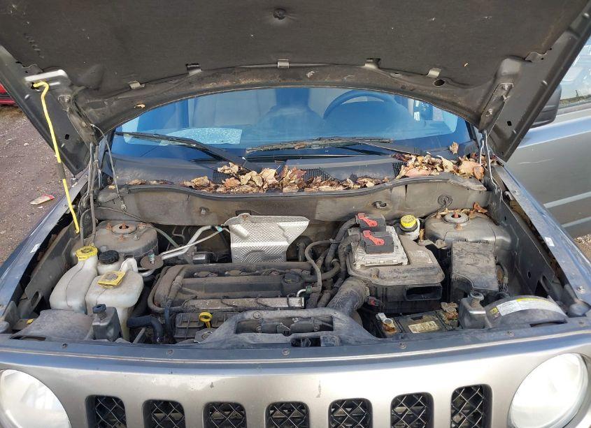 Photo 10 of 2013 Jeep Patriot SPORT (VIN 1C4NJPBA4DD127091)