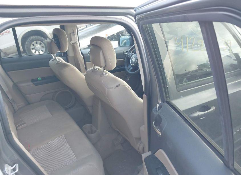 Photo 8 of 2013 Jeep Patriot SPORT (VIN 1C4NJPBA4DD127091)