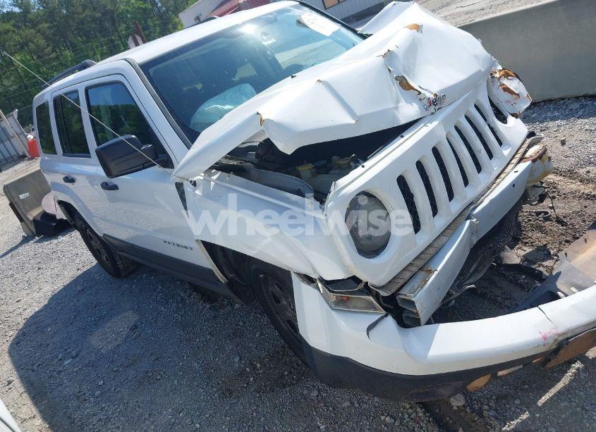 2013 Jeep Patriot SPORT (VIN 1C4NJPBA4DD130489) main photo