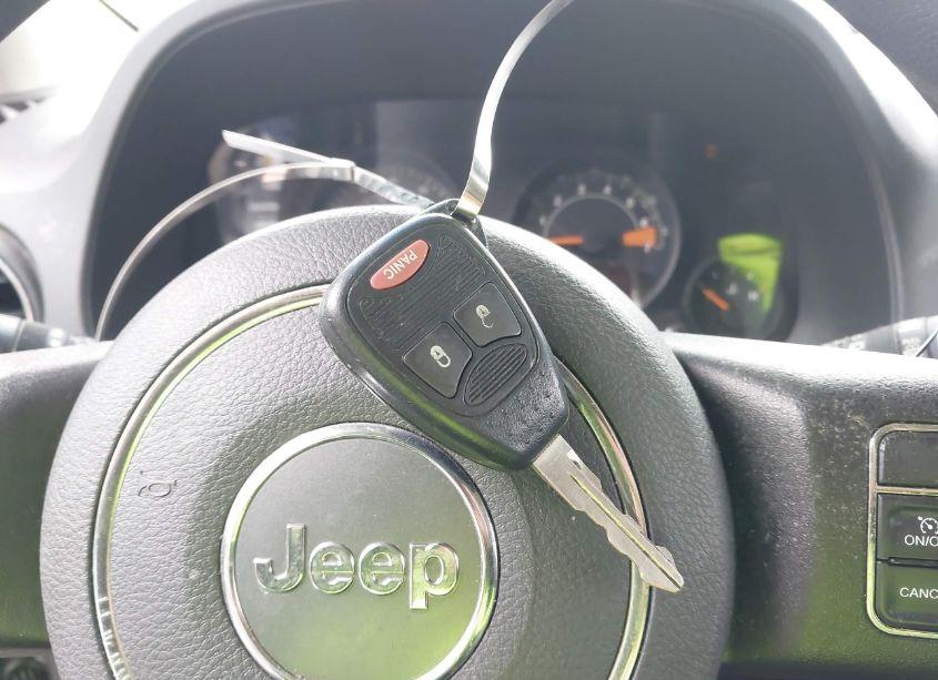 Photo 11 of 2014 Jeep Patriot SPORT (VIN 1C4NJPBA4ED506173)